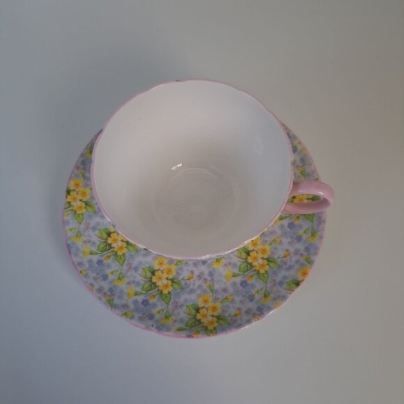 Shelley Primrose Chintz Richmond Cup & Saucer Yellow Floral Design Vintage - Picture 3 of 14
